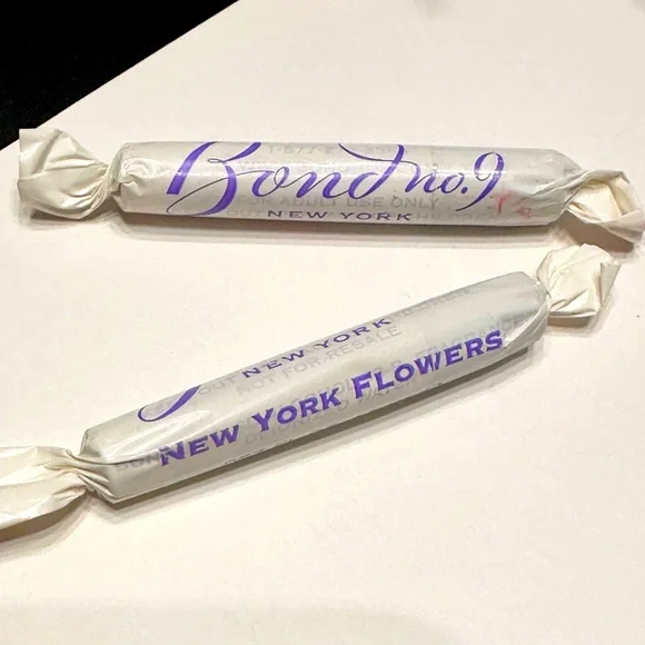 Bond No9 New York flowers samples - Picture 2 of 3